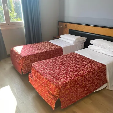 Hotel Art &
